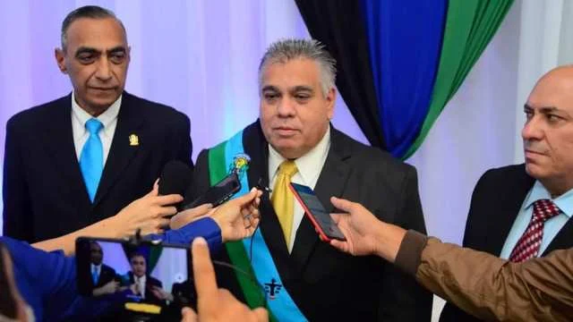 Alcaldes trabajarán de la mano del gobernador para rescatar la Costa Oriental y el Zulia