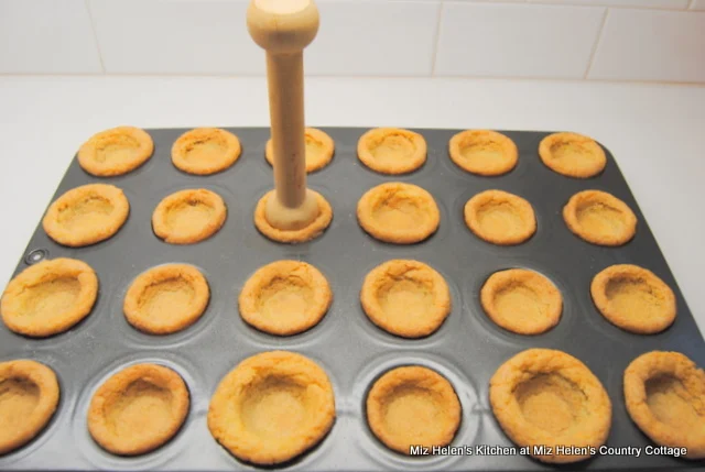 Cherry Cookie Cups at Miz Helen's Country Cottage