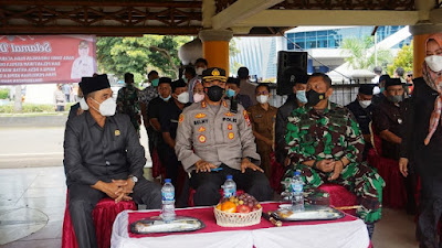 Kapolres Pandeglang Hadiri Pelantikan Kepala Desa Terpilih