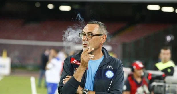 Napoli coach Maurizio Sarri has hinted he's ready for a new contract