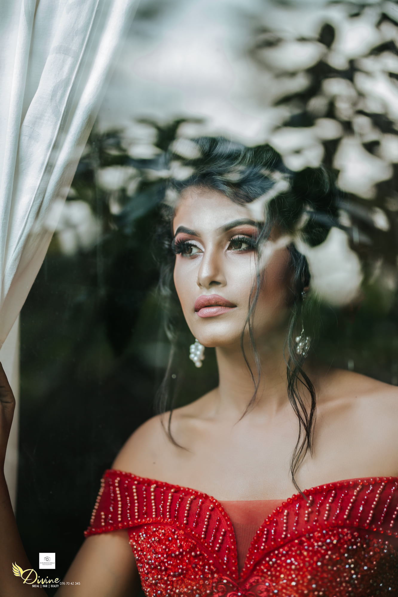 hot Model Iskaai Moina