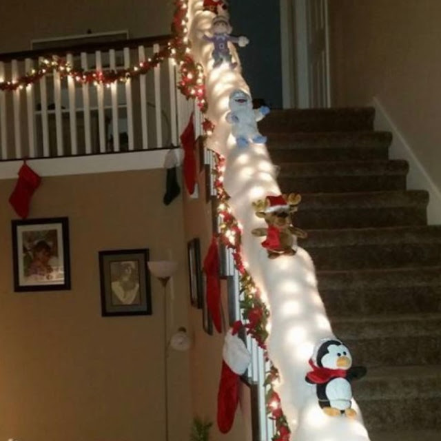 christmas decor for stair railings