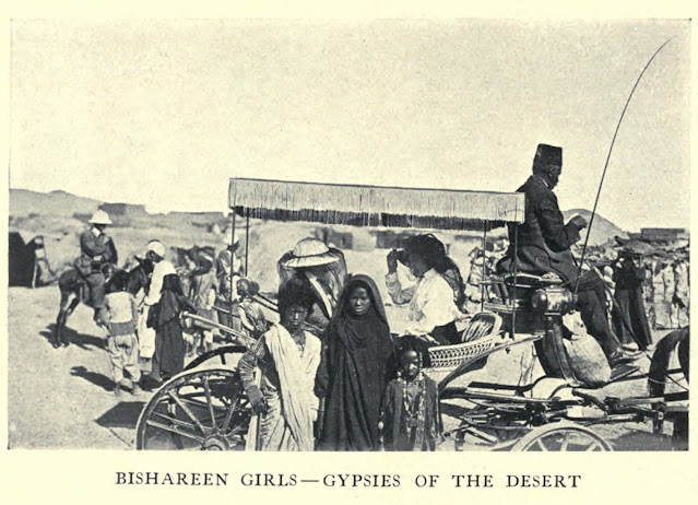 فتيات من البشاريين، غجر الصحراء