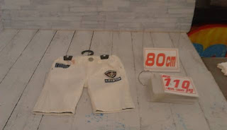 中古品　子供服　８０ｃｍ　ホワイト　ハーフパンツ　１１０円