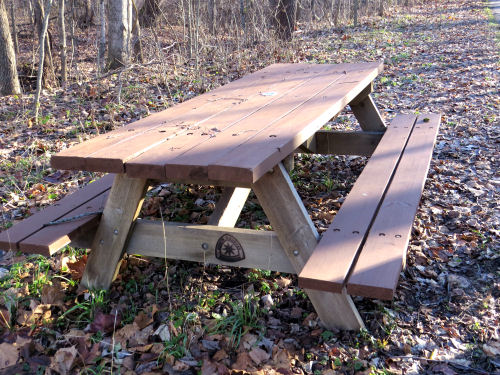 picnic table