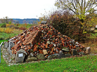 Steine der frueheren Hoefe