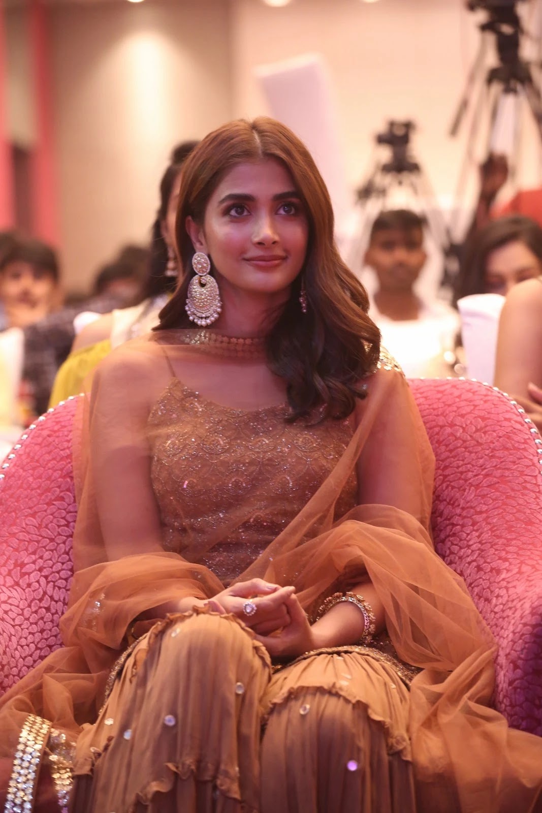 Actress Pooja Hegde Latest HD Pictures from Varudu Kaavalenu Event ...