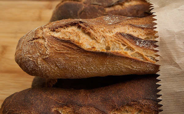 La baguette de pain bientôt à un euro ? Pourquoi les boulangers sont inquiets