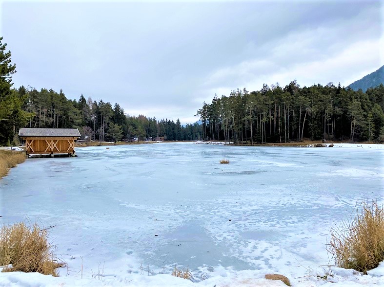 Escursione invernale al lago superiore di fiè