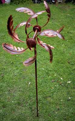 Leaf Metal Wind Spinners
