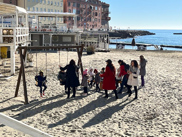 Passeggiata sul lungomare e al porto - Sez. B - Ambrosini Infanzia