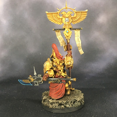 Adeptus Custodes Vexilus Praetor