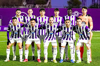 REAL VALLADOLID PROMESAS. Temporada 2021-22. Sergio Ortuño, Mikel Carro, Roberto Arroyo, Jesús Palomeque, Amoah, Álvaro Acebes. Lucas Rosa, Castri, Sergio Benito, Moha, Diego Moreno. REAL VALLADOLID C. F. PROMESAS 1 REAL CLUB CELTA DE VIGO B 3 Sábado 5/02/2022, 19:00 horas. Campeonato de Liga de 1ª División de RFEF Footers, jornada 22. Valladolid, Campo nº 1 de los Anexos al estadio José Zorrilla. GOLES: 0-1: 22’, Fabricio. 0-2: 44’, Miguel. 1-2: 70’, Sergio Benito. 1-3: 90+2’, Alfon.