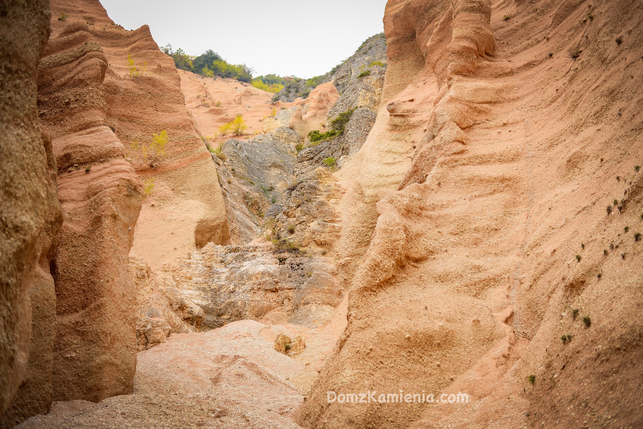 Lame Rosse, nieznany region Marche, Dom z Kamienia