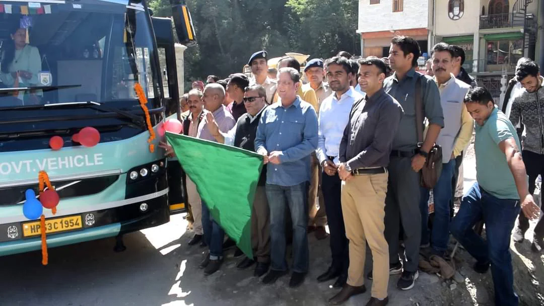 Himachal: Manali ready to welcome tourists, Volvo bus reached Manali after 80 days