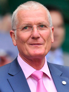 Where Is His First Wife Juliet Smales?Bob Willis Wife Lauren Clark Age