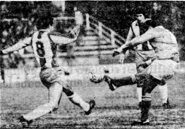 Jorge dispara con la oposición de Carreño. R. C. D. ESPAÑOL DE BARCELONA 0 REAL VALLADOLID DEPORTIVO 0 Domingo 08/02/1981, 17:00 horas. Campeonato de Liga de 1ª División, jornada 23. Barcelona, estadio de Sarriá. GOLES: No hubo.