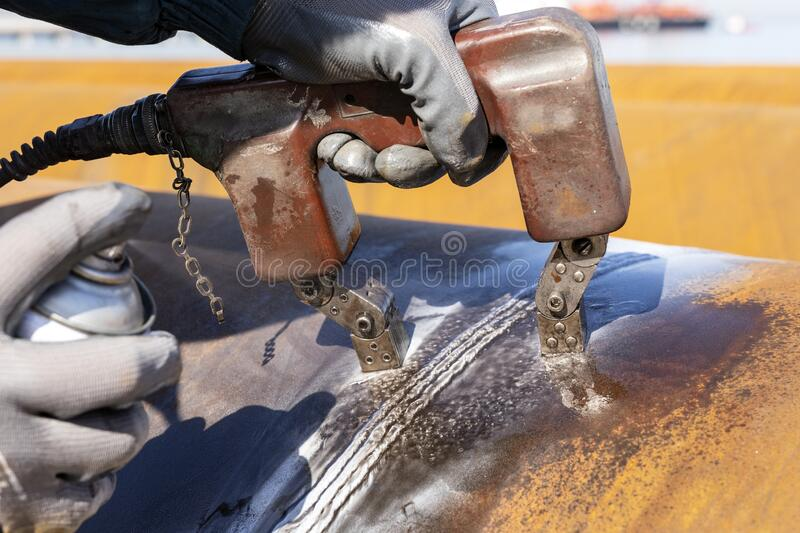 Magnetic Particle Testing Technique