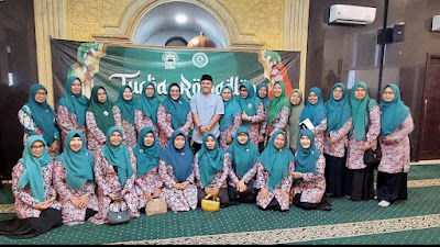 Ramadan Kareem! Srikandi BKMM DMI Gresik Gencar Kampanyekan Masjid Ramah Anak