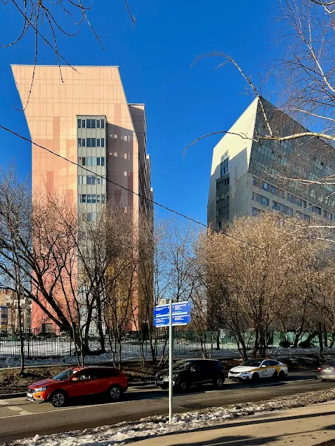 Симферопольский проезд, жилой комплекс «Примавера»