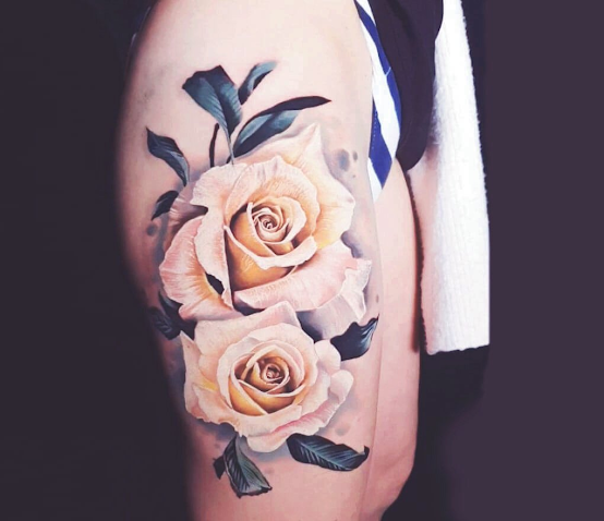 #flowerthightattoo