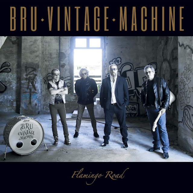 Le "Bru Vintage Machine" sonne la charge d'un rock magnifiquement authentique.