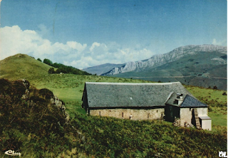 pays basque autrefois religion chapelle procession