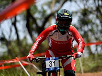 Tips Memilih Helm Sepeda Downhill Fullface yang Bagus 