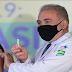 Queiroga aplica primeiras doses da vacina contra Covid 100% brasileira "dia histórico"