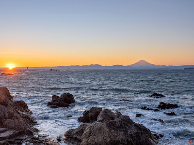 Evening glow: Morito-beach (Hayama)