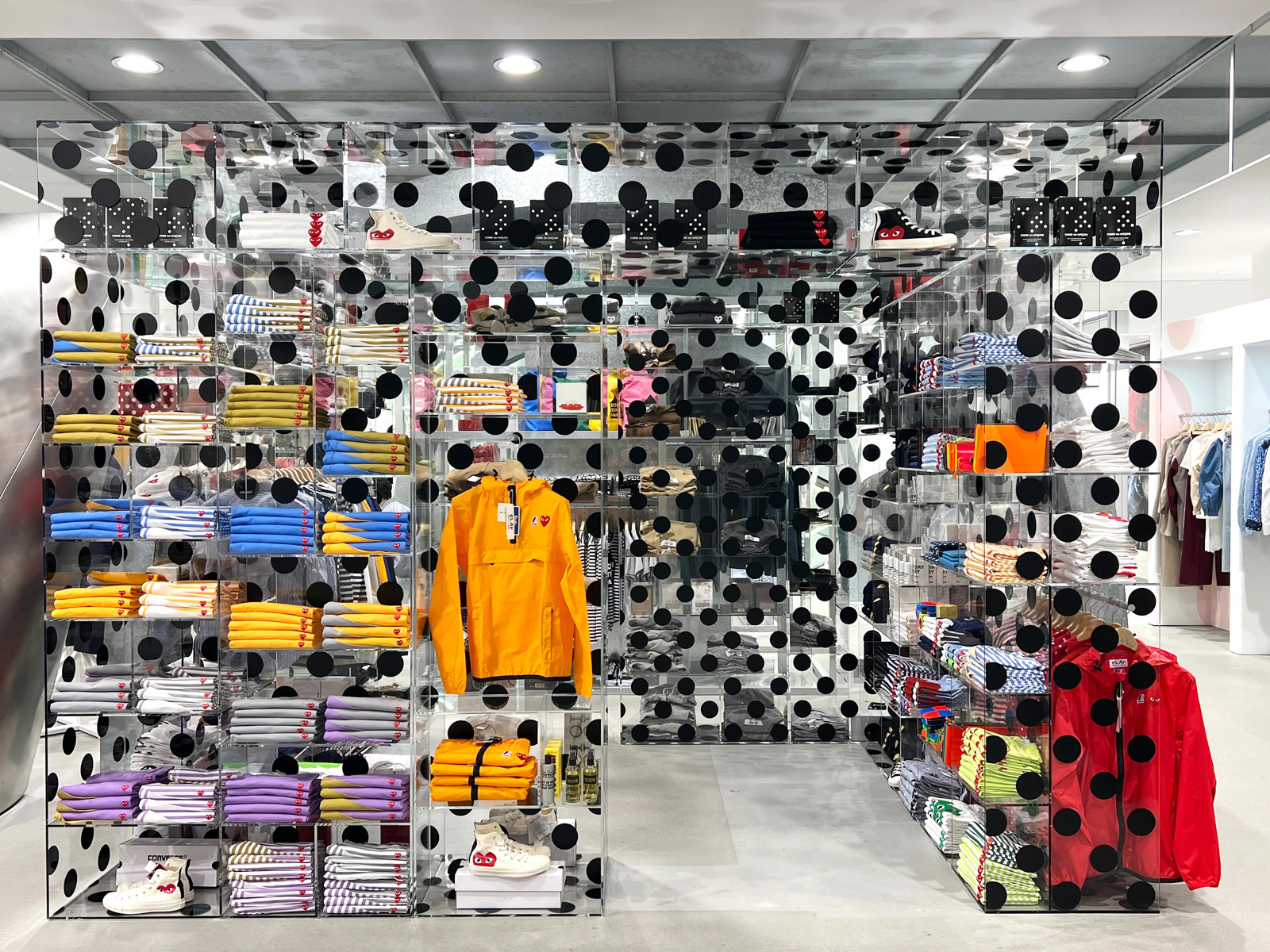 DOVER STREET MARKET GINZA 2022 PLAY COMME des GARÇONS