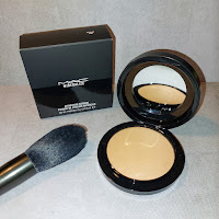 Review MAC Mineralize Skinfinish Natural