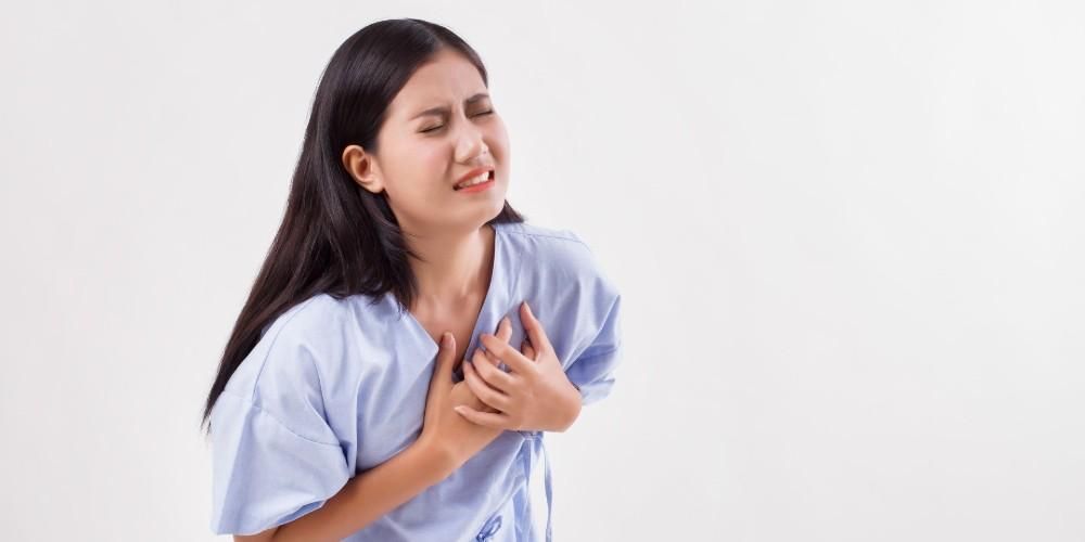 Don't Ignore Chest Pain, It Can Be The Cause Of Chronic Disease