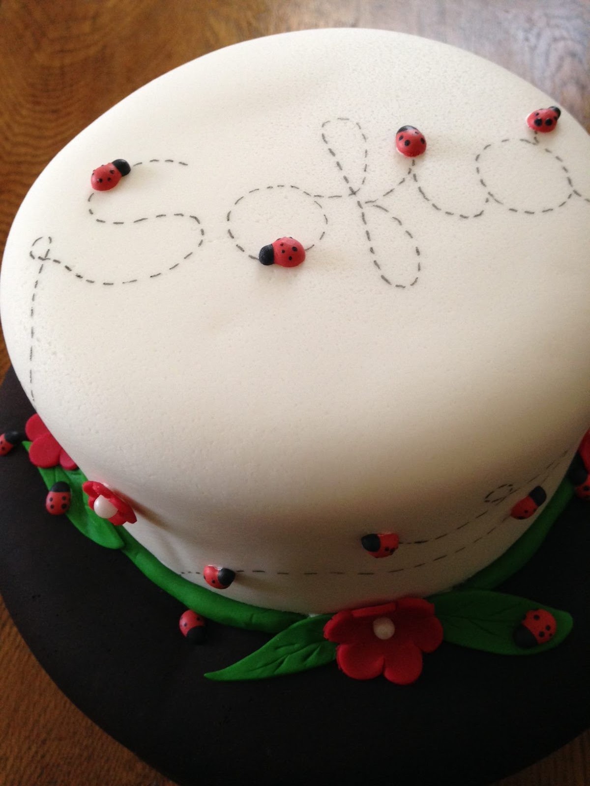 ladybug cake ideas