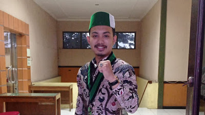 HMI Cabang Surabaya Demo Minta Wahid Wahyudi Dicopot. FAHMI-ITS Membela Tuding Alasan Pendemo  Lemah