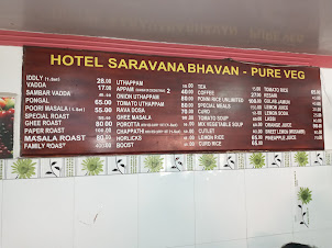 In Munnar try the breakfast at Saravana Bhavan