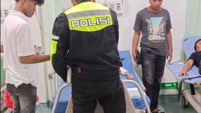 Polsek Cisarua dan Unit Laka Lantas Ciawi Tangani Kecelakaan Lalu Lintas di Cisarua, Bogor