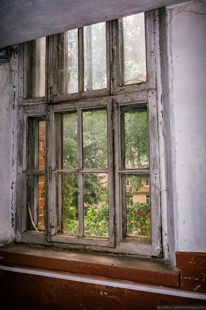 Старое деревянное окно