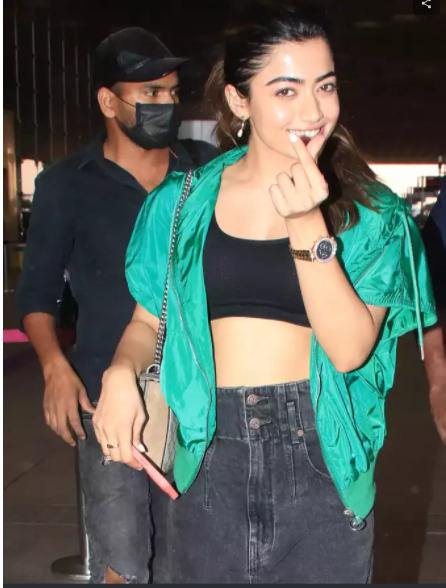 PICS: Rashmika Mandanna makes a statement in casuals as she poses at the airport