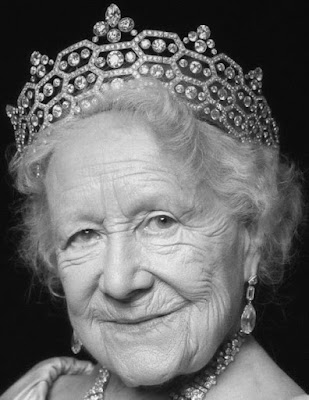 greville honeycomb diamond tiara boucheron queen elizabeth united kingdom