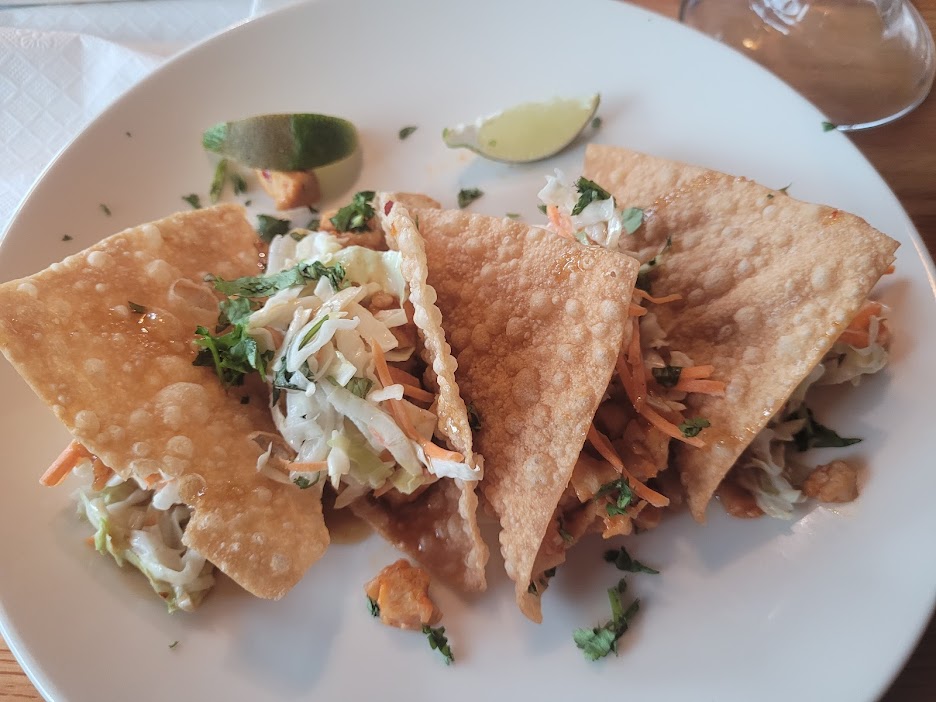 Chicken wonton tacos, from Applebee's