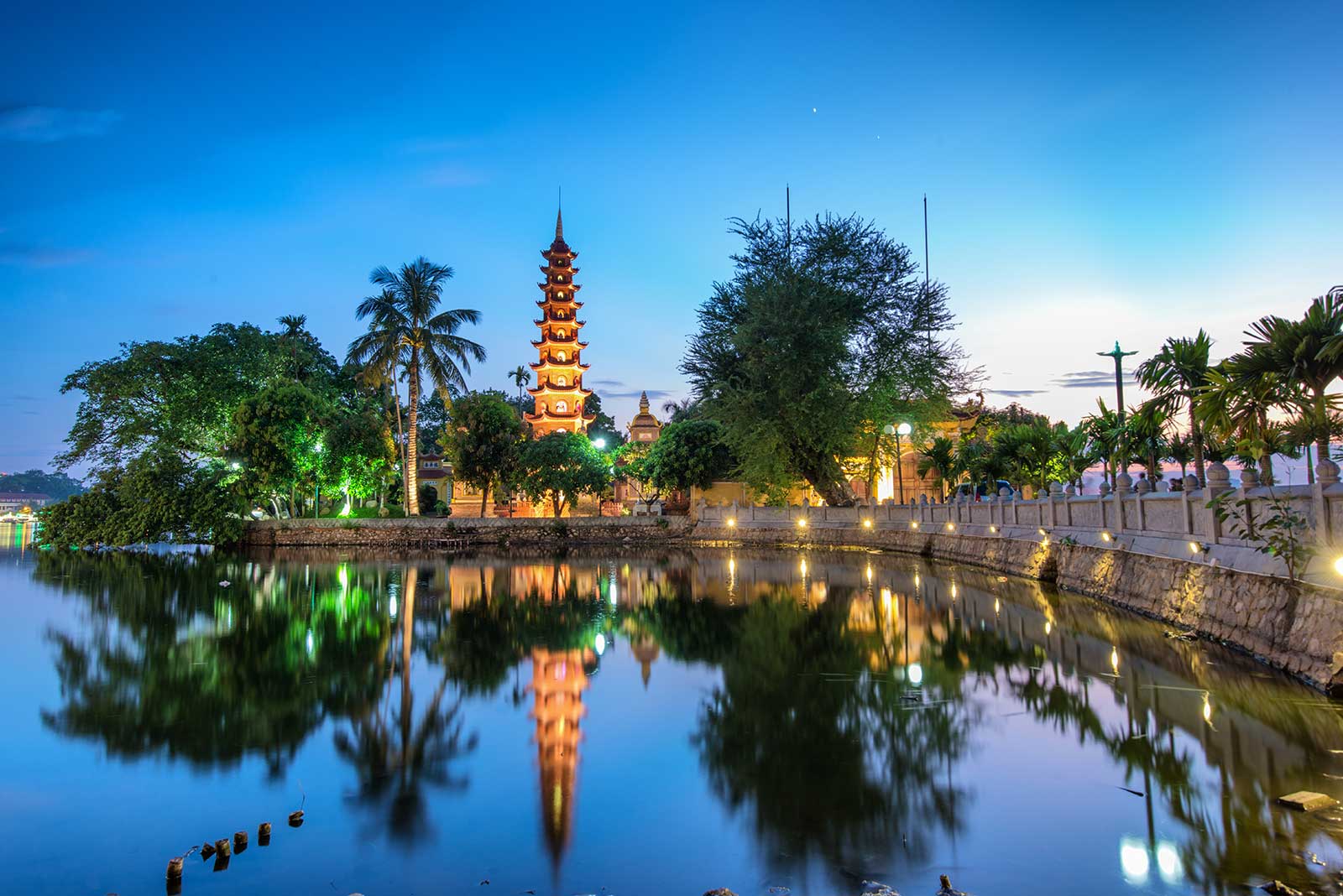 Город Ханой во Вьетнаме, пагода