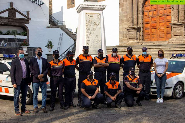 Santa Cruz de Tenerife entrega a Santa Cruz de La Palma dos vehículos para aumentar los recursos de Protección Civil