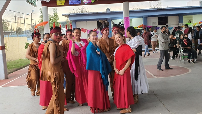 PLC Cuautitlán Izcalli fomenta las bellas tradiciones de México