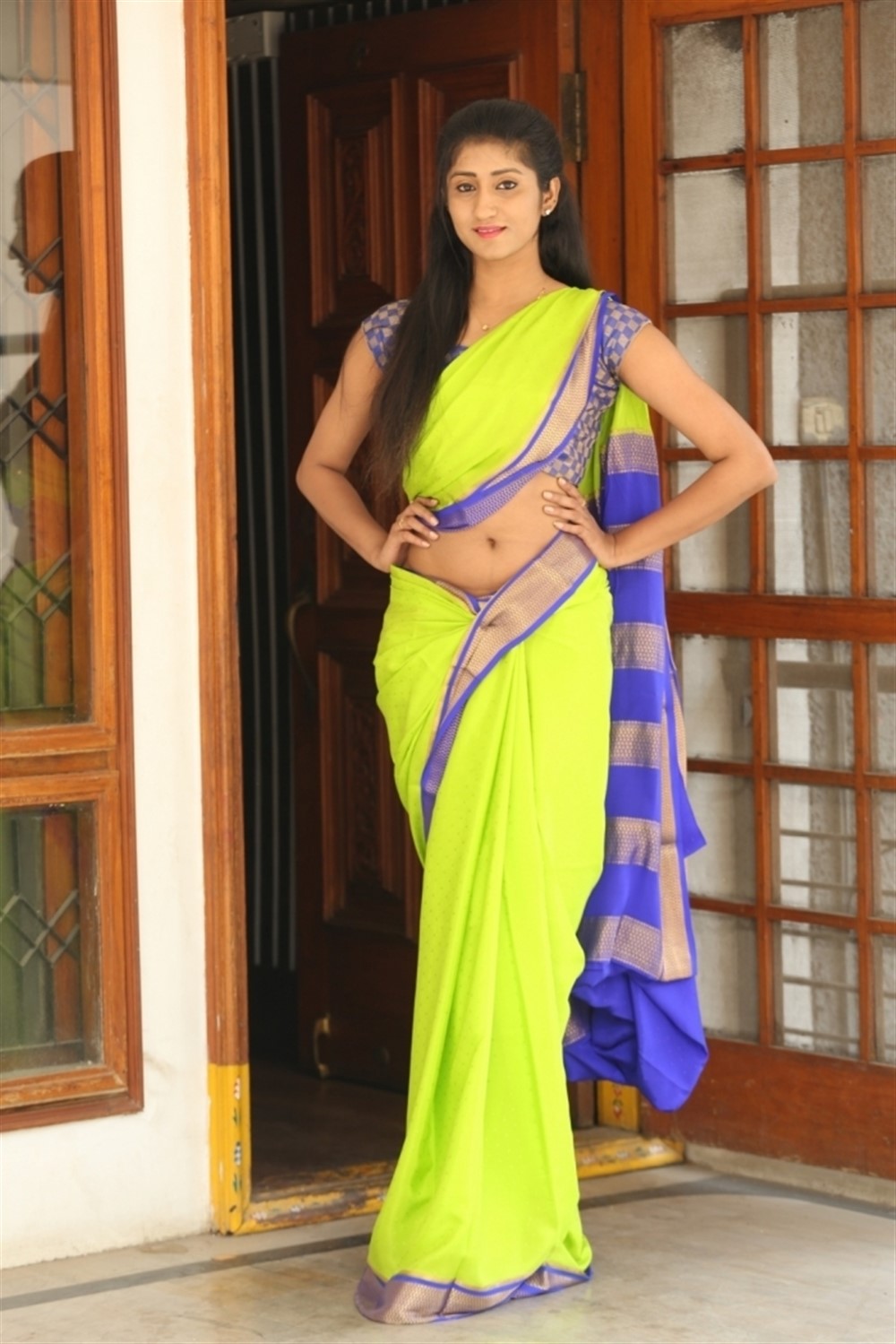 Sravani Yadav Sexy Navel Show In Saree at Silk India Expo 2018 Curtain Raiser