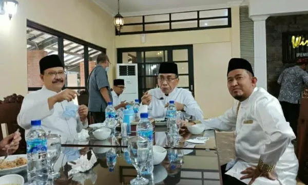 KH Yahyah Cholil Staguf alias Gus Yahya Panggil Nama Bupati Sumenep dengan Panggilan Ra Achmad Fauzi