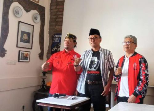 Relawan Prabowo Sebut Guntur Romli Hanya Cari Alasan Mundur dari PSI karena Ingin Nyaleg dari PDIP
