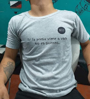 Remera de Humor : Si la presa viene a vos no es buitreo