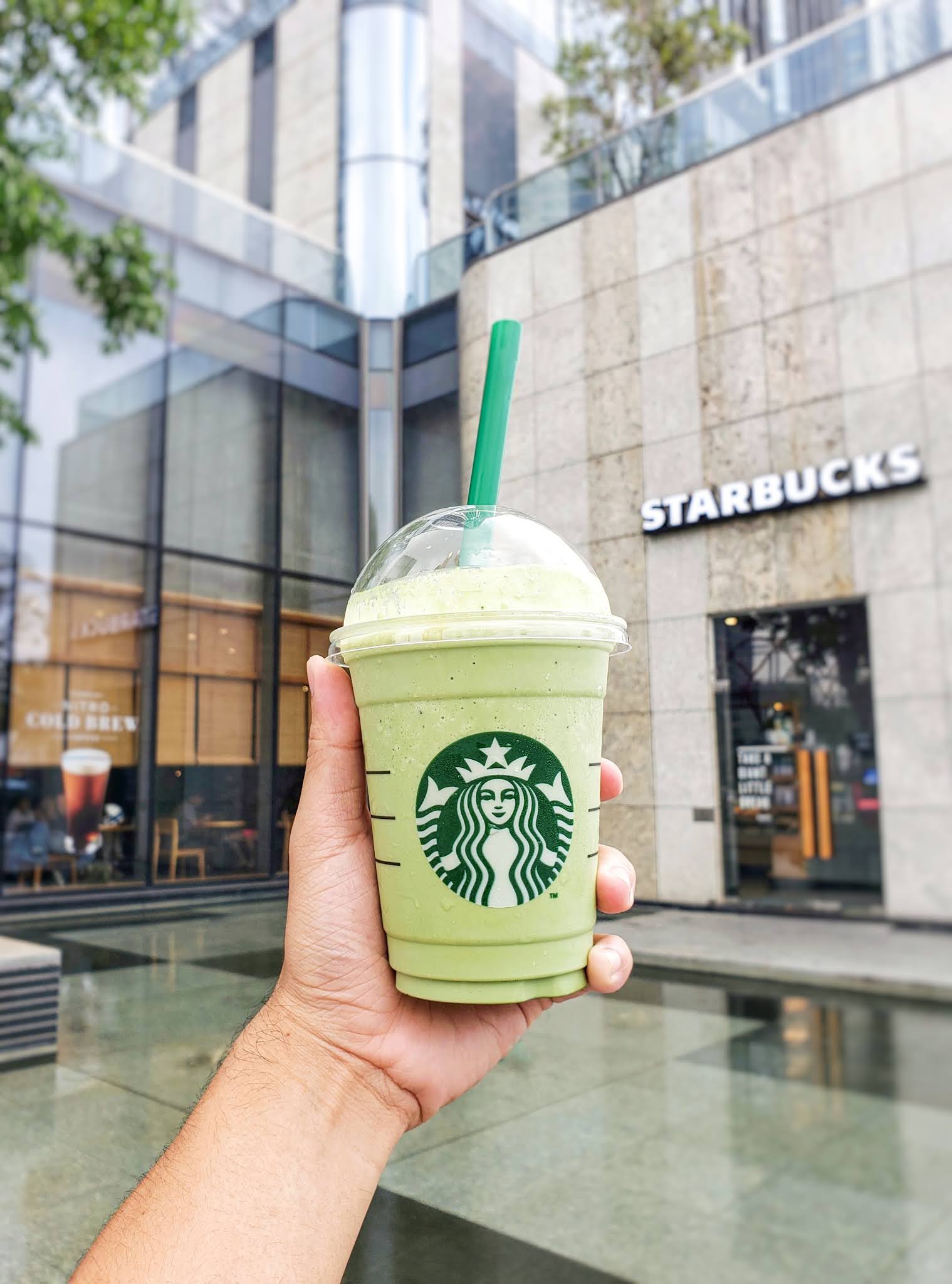 Super Keto Starbucks Copycat Matcha Creme Frappuccino.