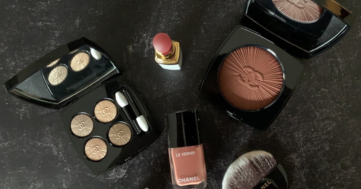 CHANEL Spring-Summer 2022 La Pausa De Chanel Collection: Review And  Swatches | A Very Sweet Blog